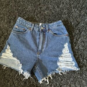 Super cute top shop jean shorts! Size 2